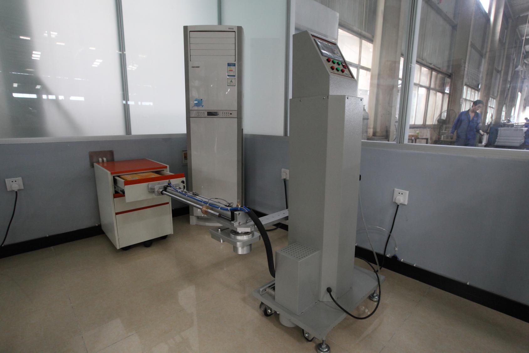 辦公家具疲勞試驗重要嗎？辦公家具疲勞試驗試驗?zāi)男┓矫妫?></div>
                                <div   id=